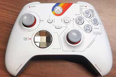 （专题）《星空之地》限定版Xbox手柄和耳机 实物视频流出！